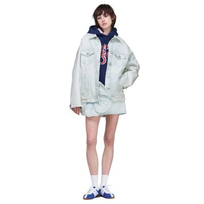 THE OVERSIZED TRUCKER JACKET